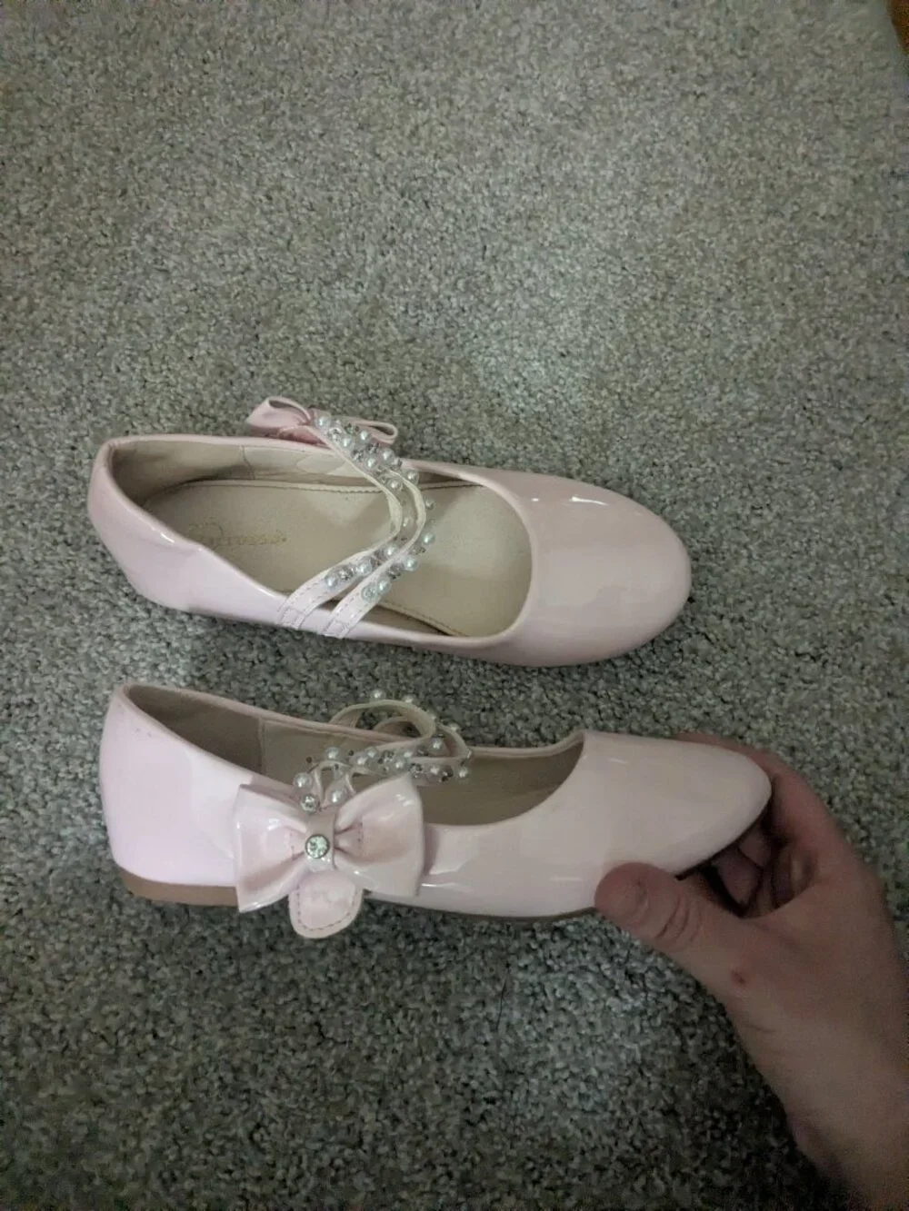 Girls Size 2 Pink Ballet Flats with Bow and Rhinestones & Pearl Straps